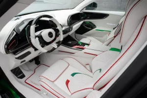 Mansory Pugnator Tricolore – Ekstrawagancki Koszmar Motoryzacji, Który Udaje Hołd dla Włoch-Mansory-Pugnator-Tricolore-Photos-13