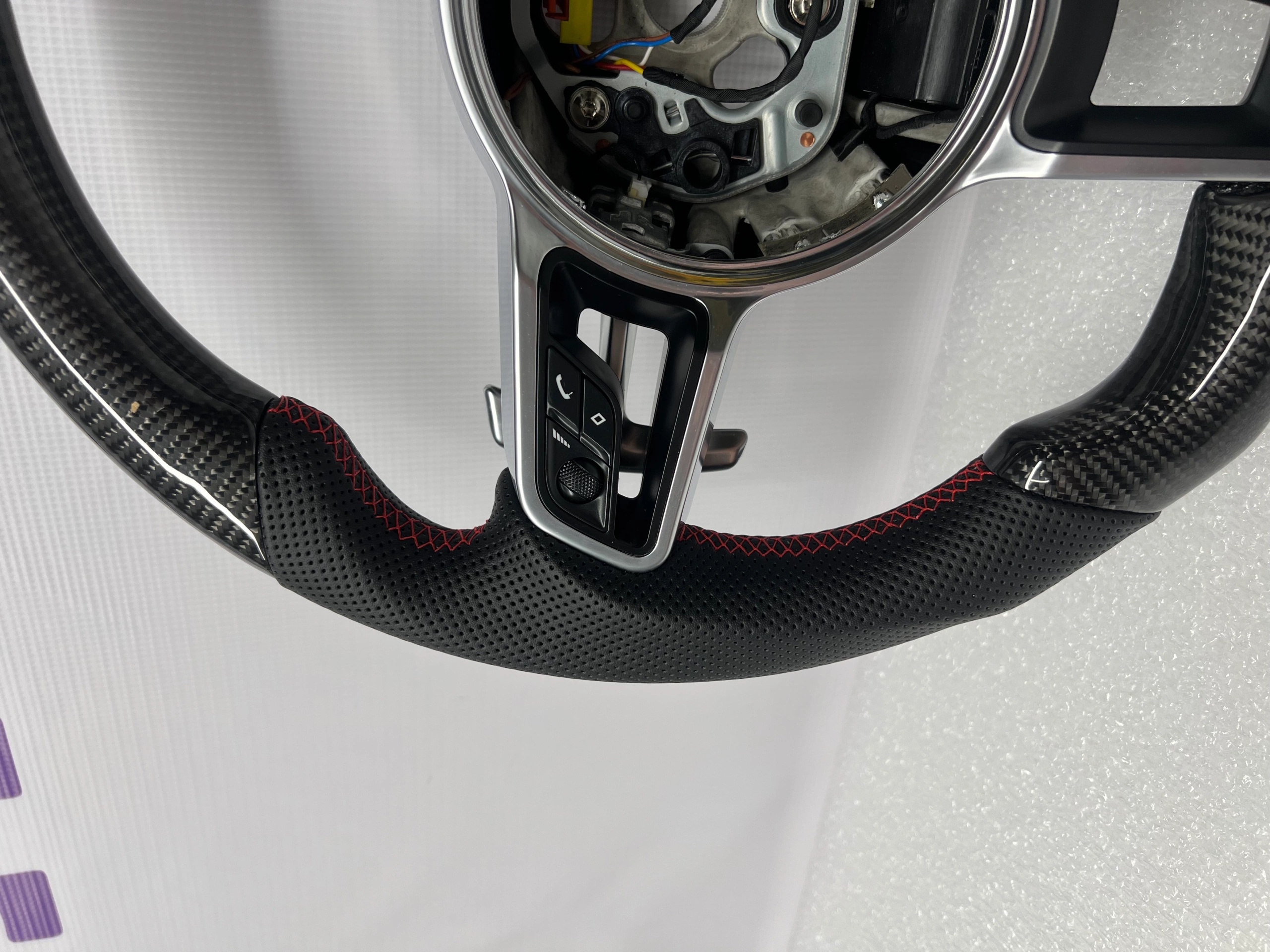 Karbonowa Kierownica Porsche 718 Cayman - obrazek 2