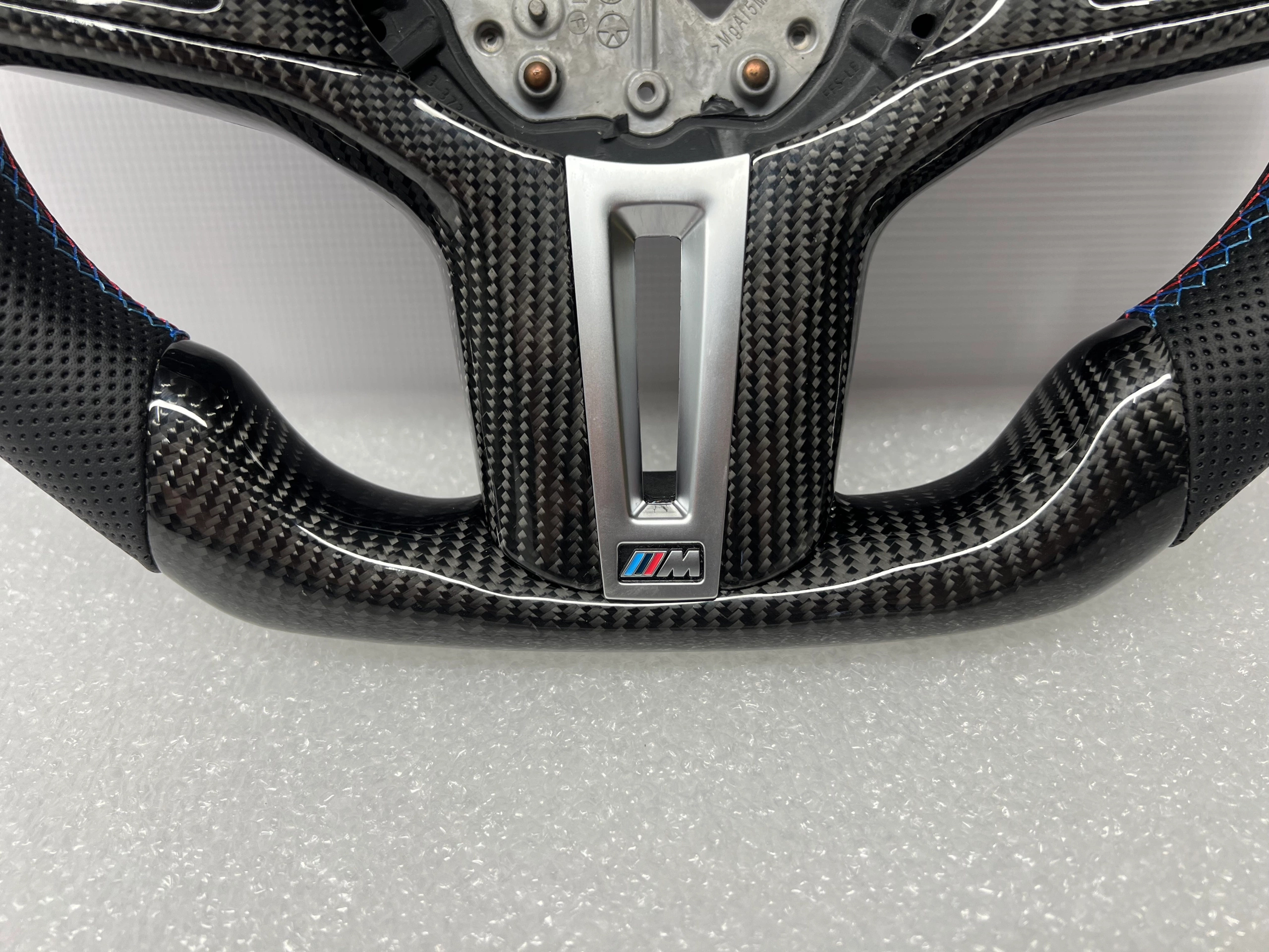 Karbonowa Kierownica BMW G80/G82 - obrazek 2