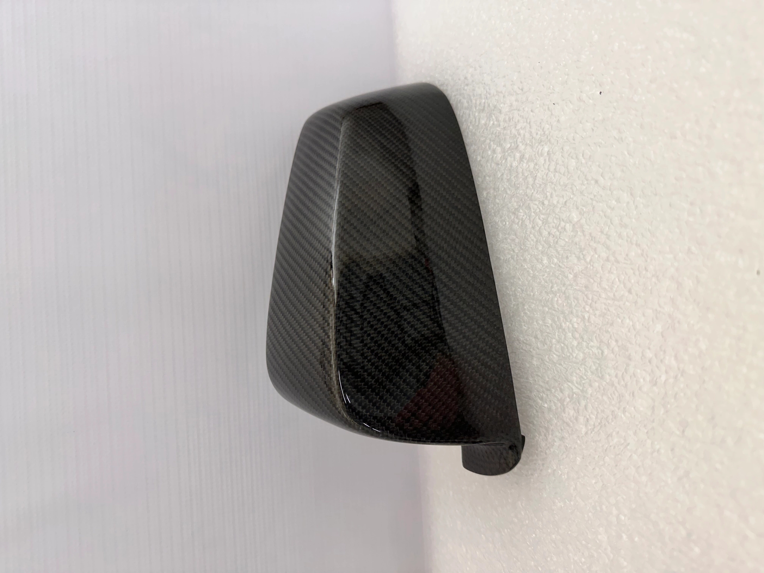 Karbonowe obudowy lusterka BMW E60 LCI - obrazek 3