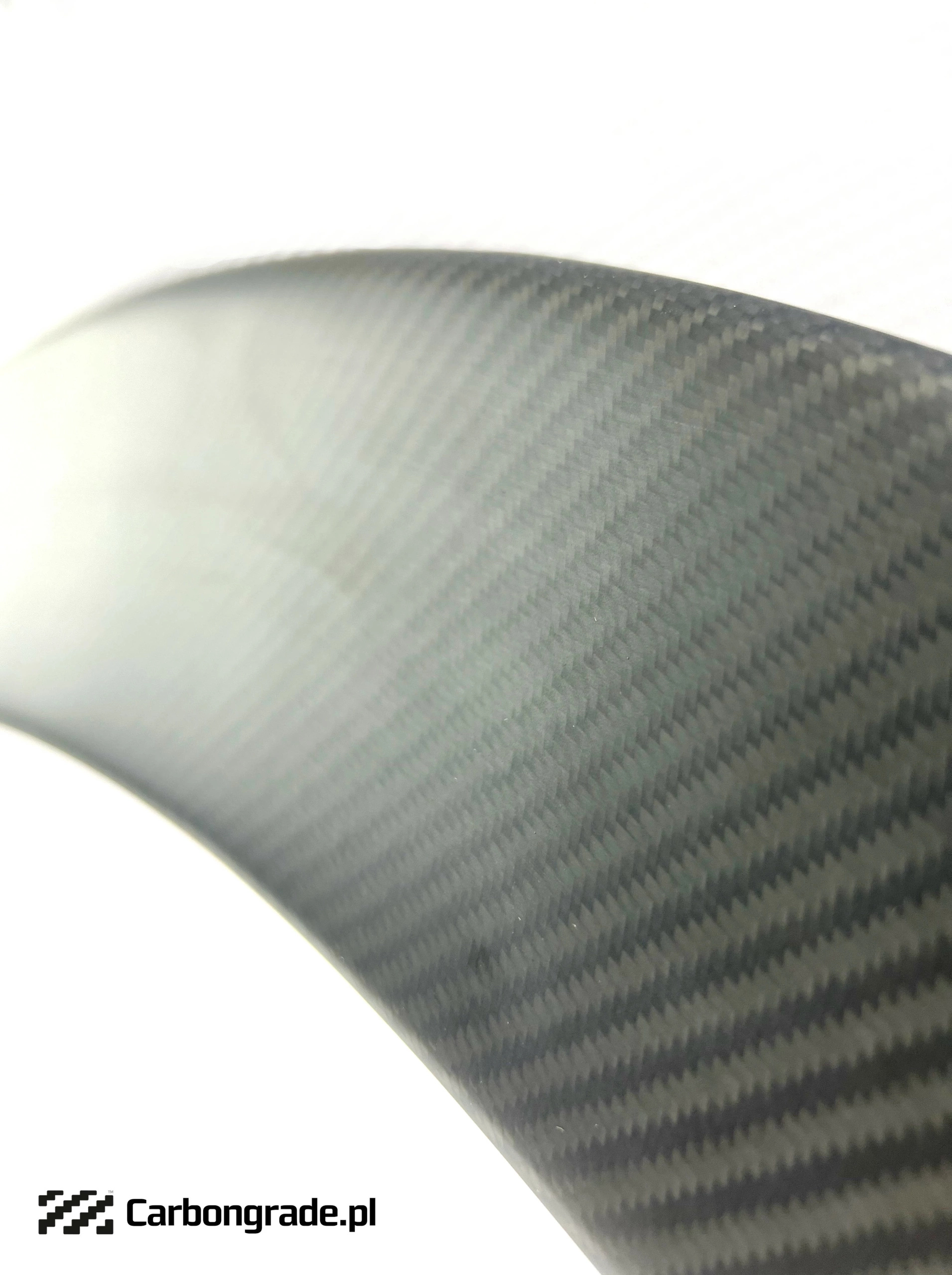 Karbonowy Spoiler Lotka Tesla Model Y - obrazek 8