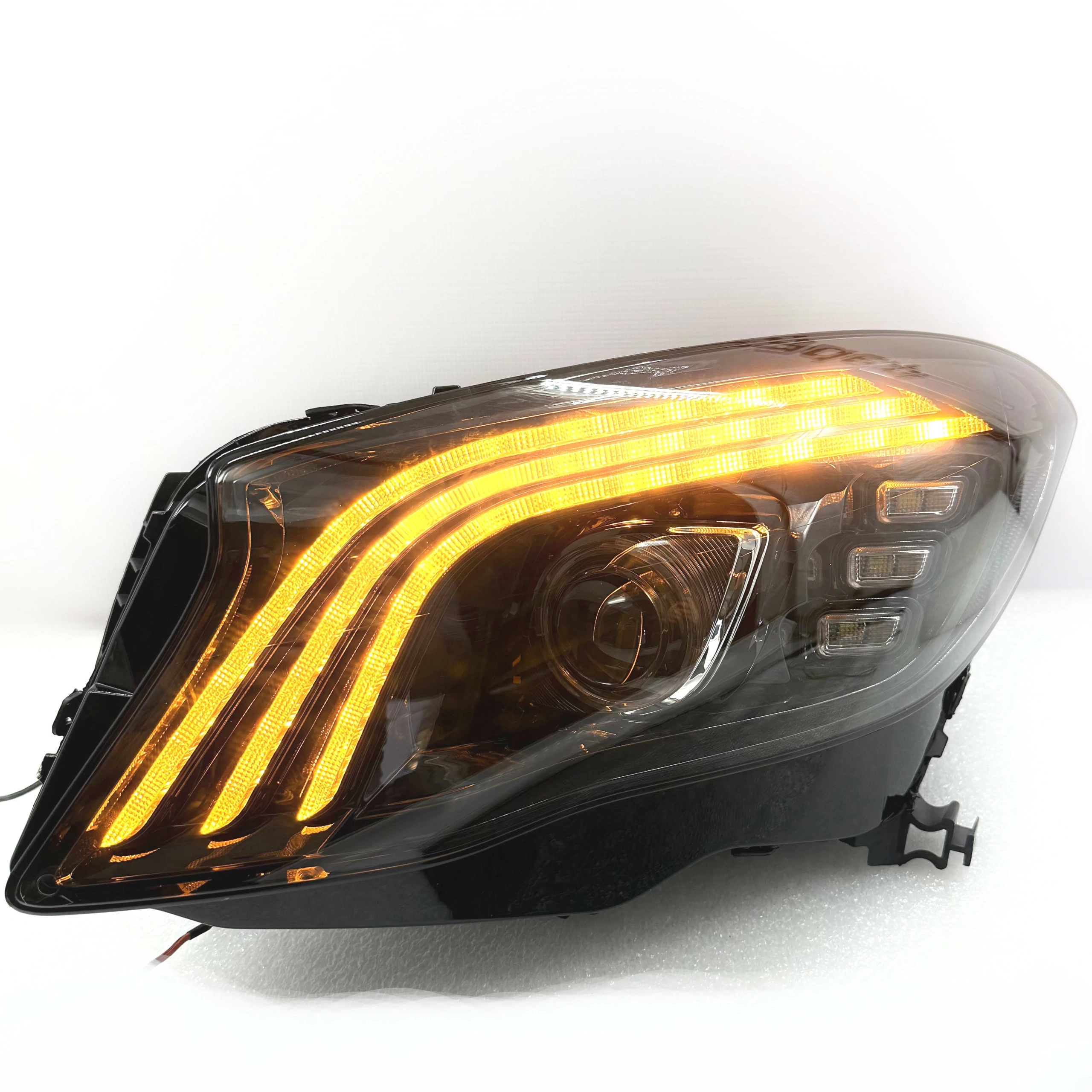 Lampy przednie LED Mercedes-Benz GLA 2013-2020 - obrazek 4