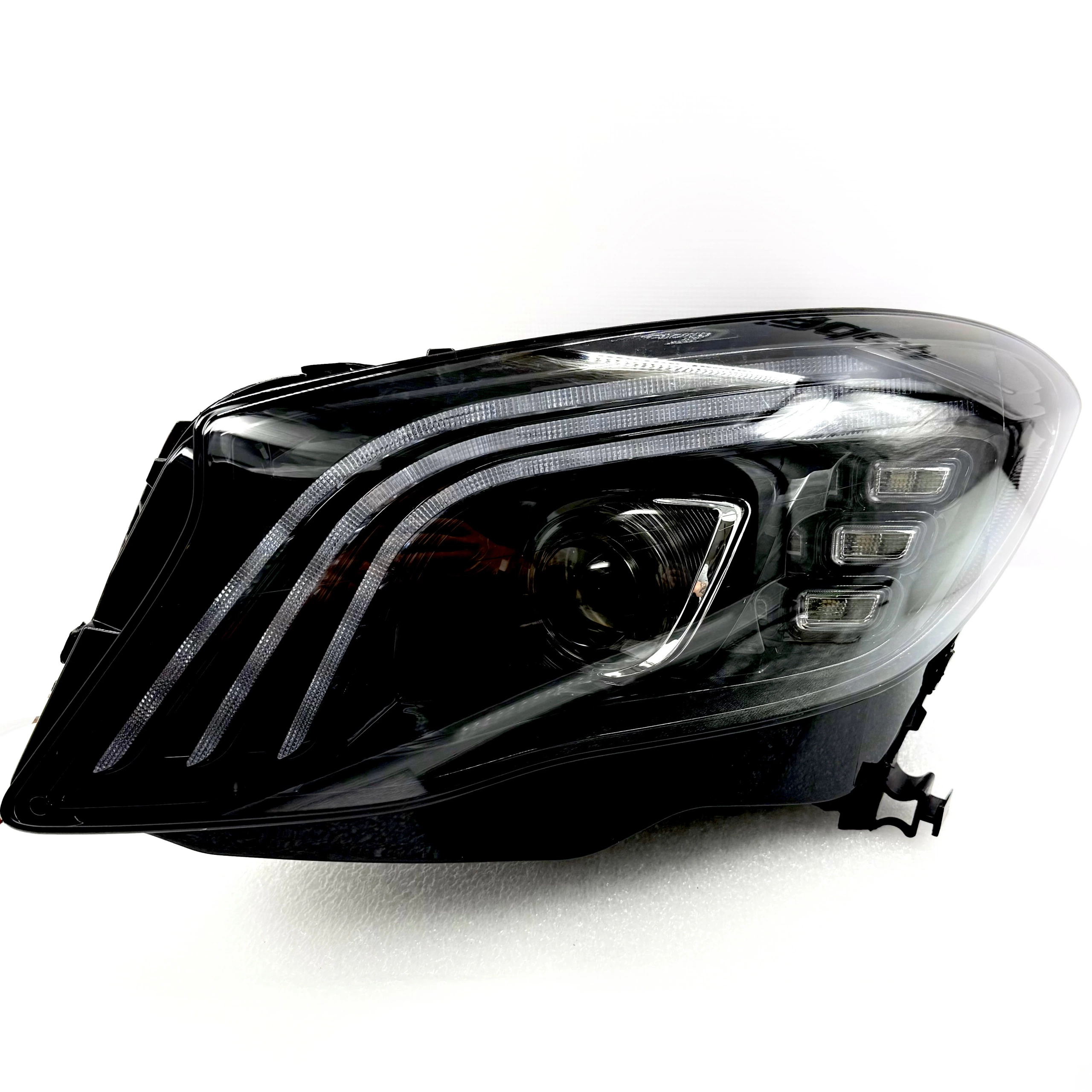 Lampy przednie LED Mercedes-Benz GLA 2013-2020 - obrazek 7