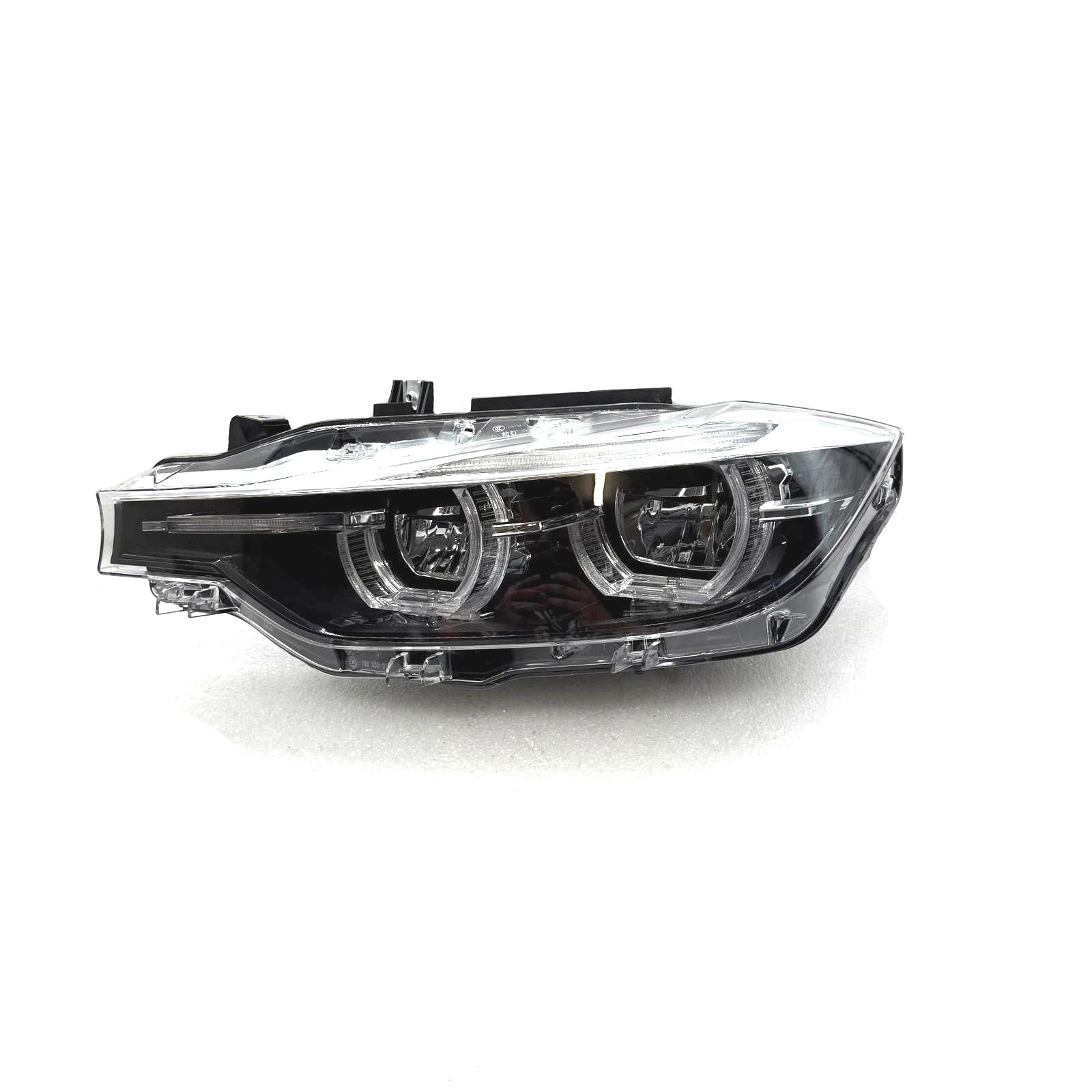 Lampy przednie LED BMW F30 - obrazek 2