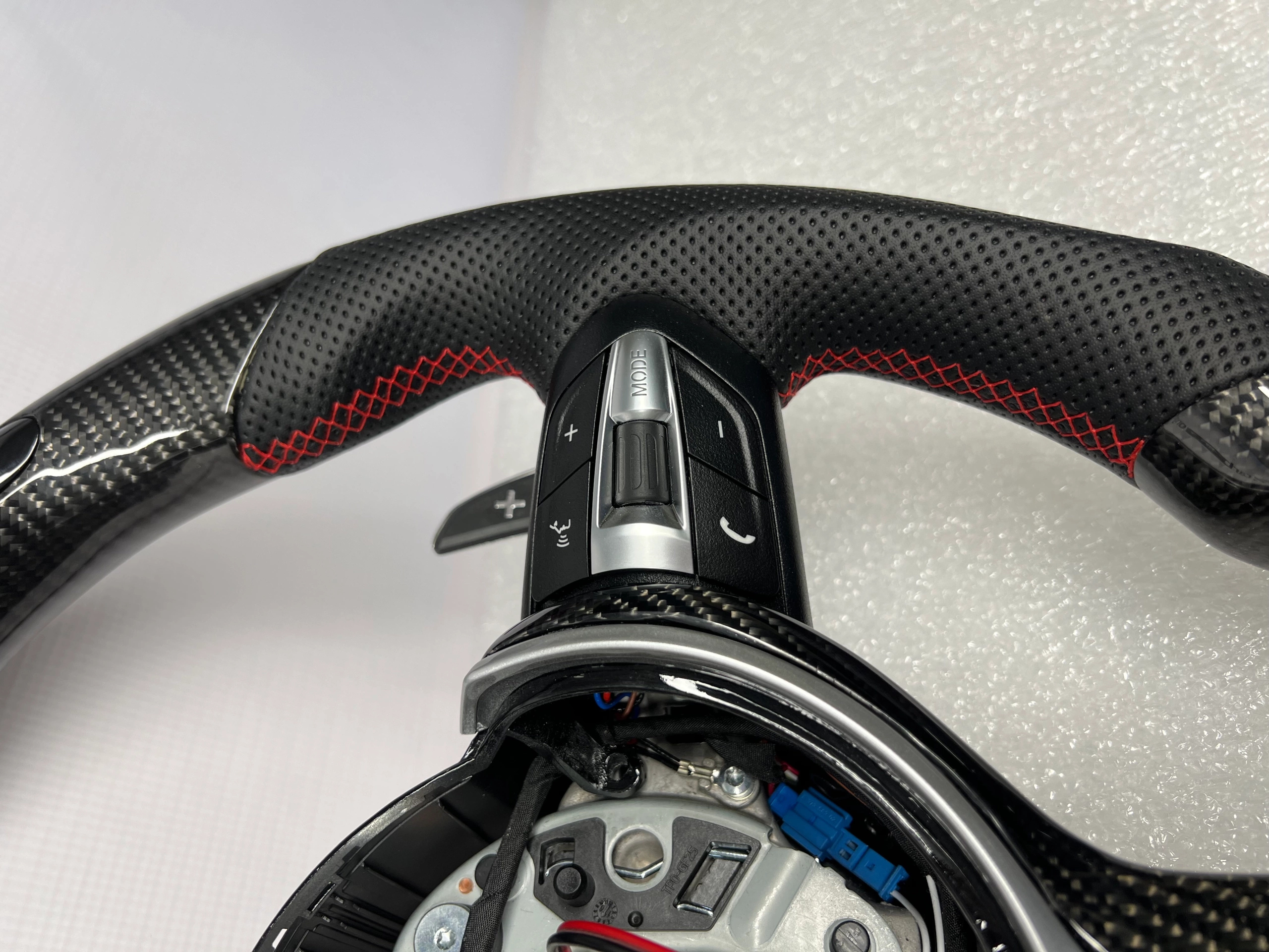 Karbonowa Kierownica BMW F10/F11 M Performance - obrazek 3